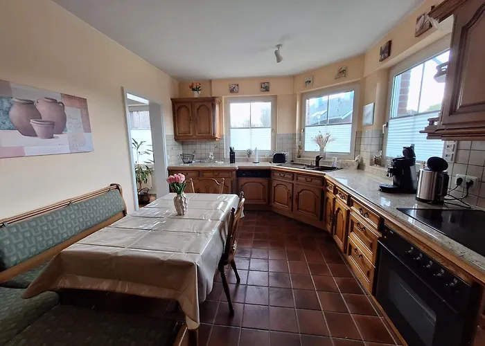 Lurchi بيت للعطل