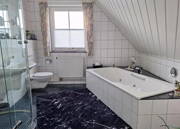 Lurchi بيت للعطل