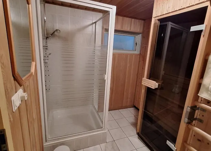 Lurchi بيت للعطل *